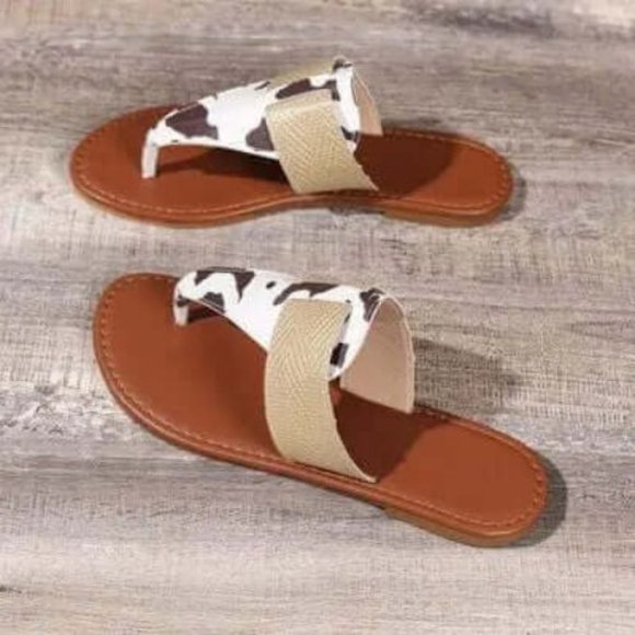 Pure Serenity DBA Womens Animal Print Open Toe Casual Slip On Thing Sandals NWT - Picture 1 of 5